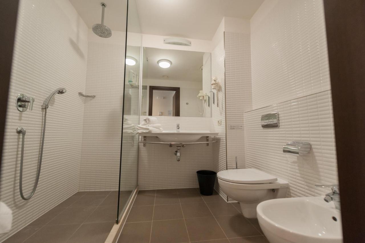 Kona Hotel Verona By Kleos Group Collection Negrar Kültér fotó